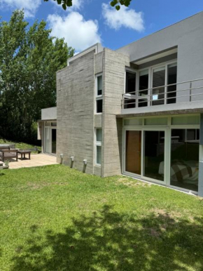 Moderna Casa en Cariló